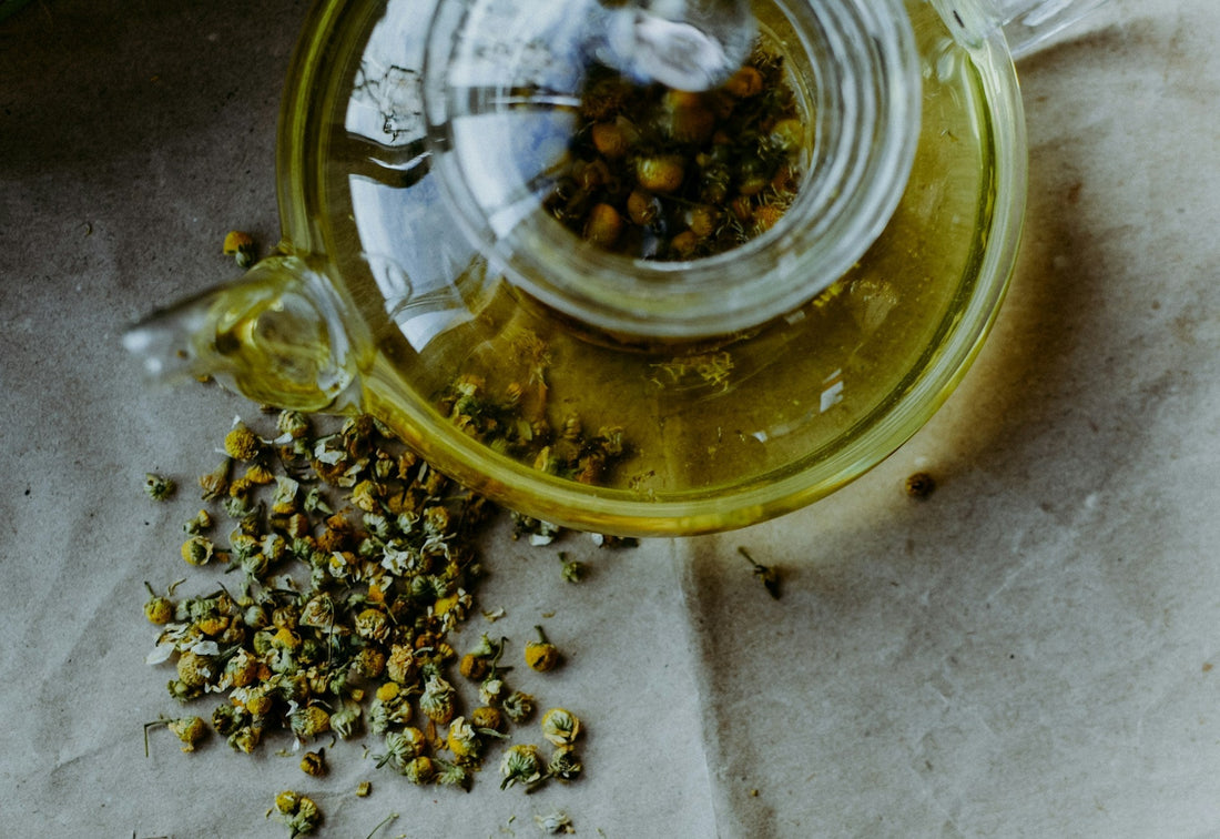 What Does Chamomile Tea Taste Like?